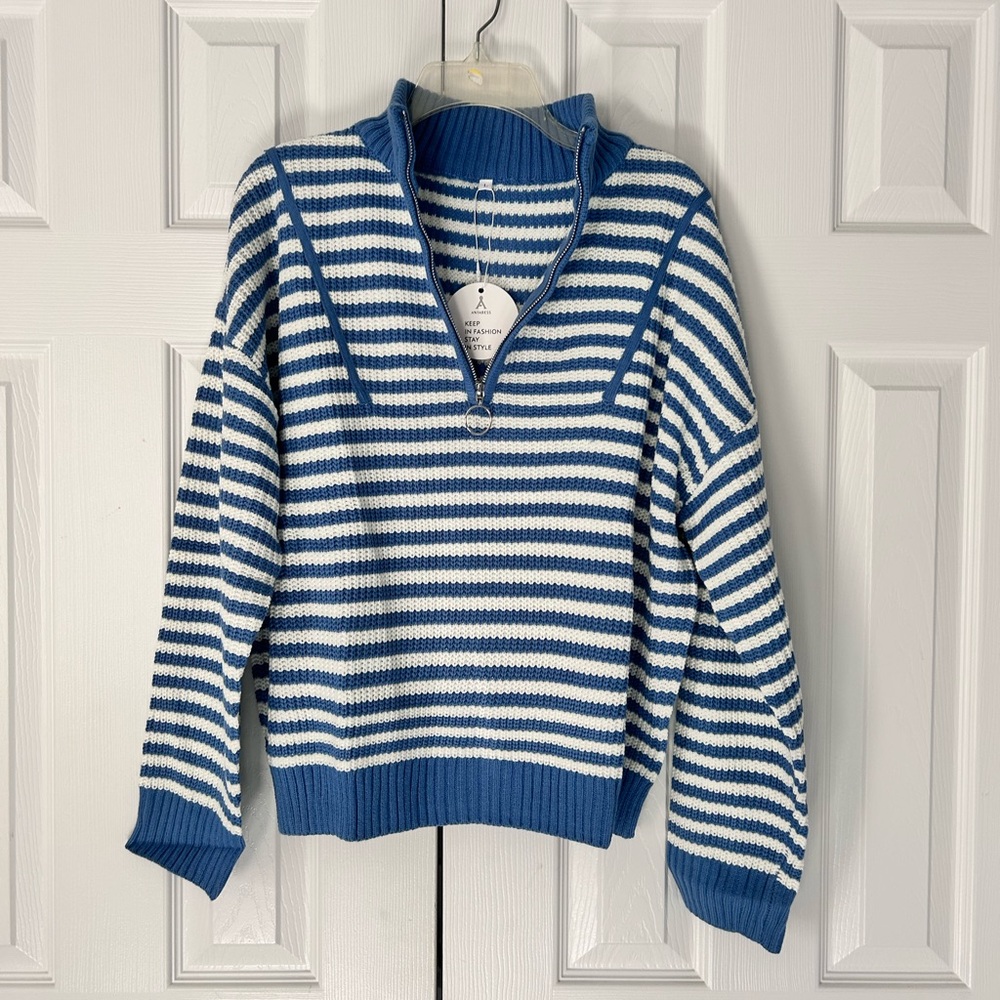 Women’s Sweater Striped Blue and White 1/4 Zip Knit Size Large